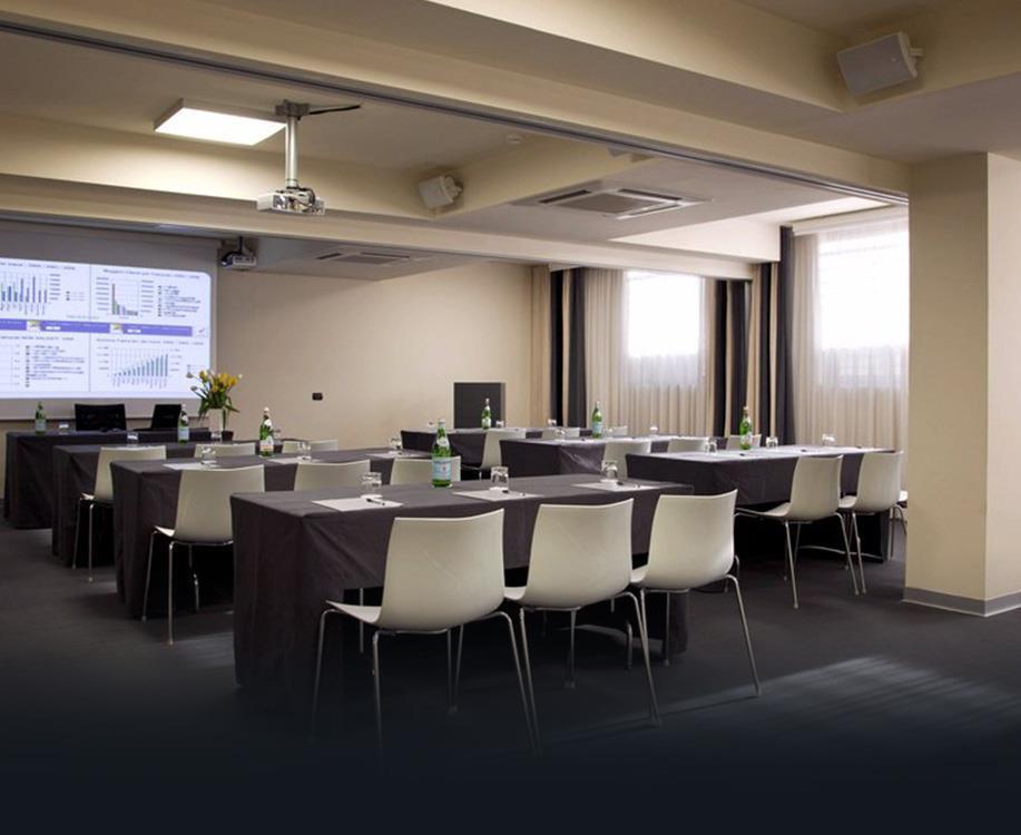 Hotel Zone Рим Зручності фото
